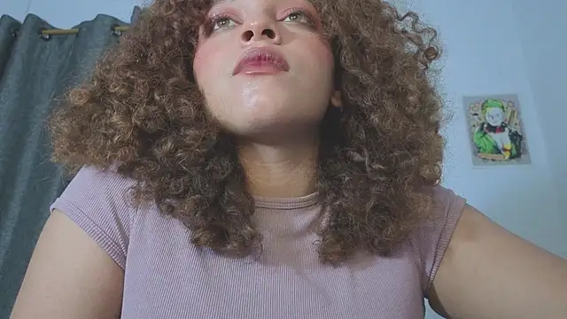 Ada_gales_のライブXXXチャット