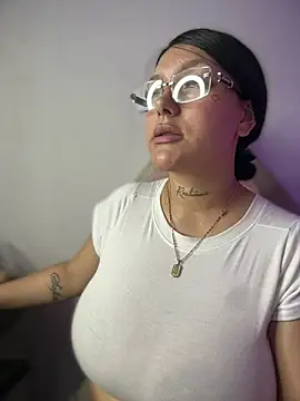 Miia__Taylor live XXX chat