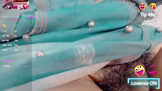 Pertunjukan Kamera Web Oriana_braom