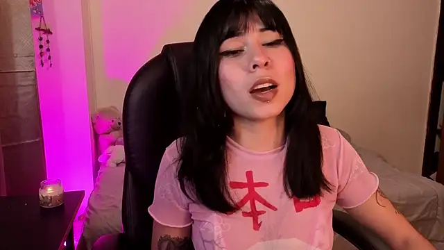 GaiaJoness Chat XXX in diretta