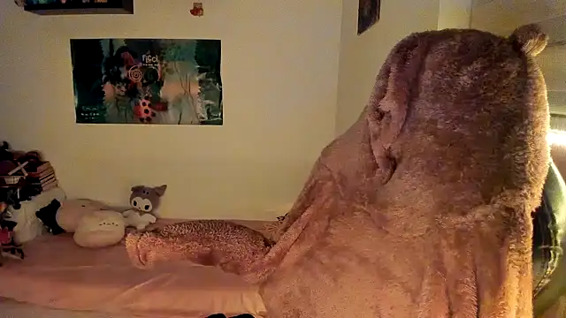 Shaddycute_ Show in webcam