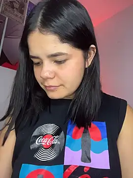 2Angela_ Show in webcam