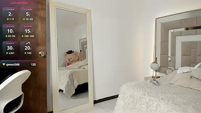 عرض كام Miacorner_