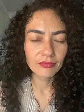 Koral369 Adlı Modelin Canlı XXX Sohbeti