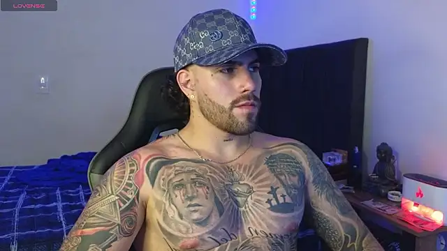 Chat +18 de Ades_Lowe ao vivo