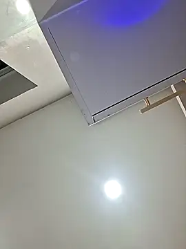 Zander823 现场XXX聊天