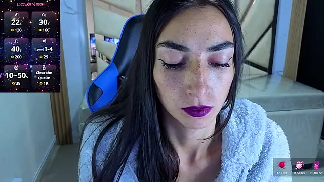 Maily_a_ Chat XXX in diretta