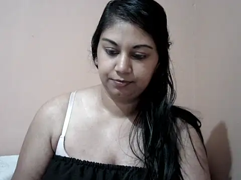 bellachow10 Live XXX Chat