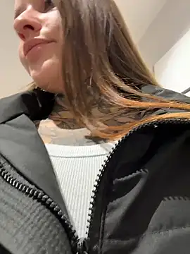 KishaMur élő XXX-chatje