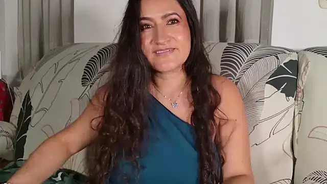 DeesseLuxure 即時 XXX 聊天