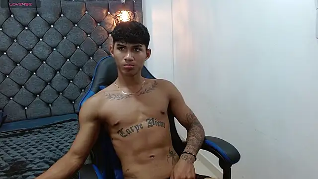 Show de luka_big18 na webcam