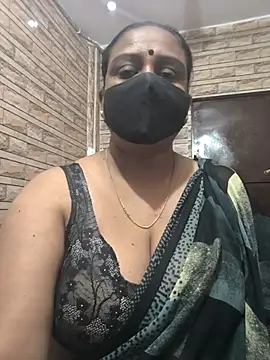 MissNaina 在線直播表演