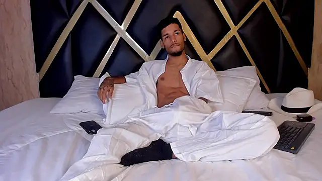 Thiagoferreti 网络视讯表演