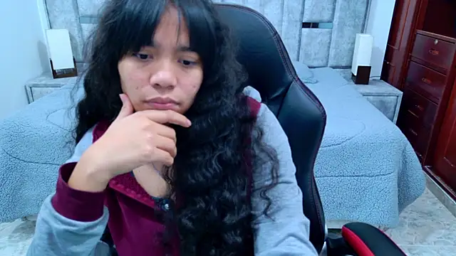 laureentt_ Obrolan Langsung XXX