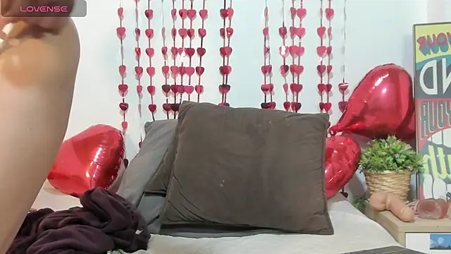 StefanyMiler: онлайн-секс-чат