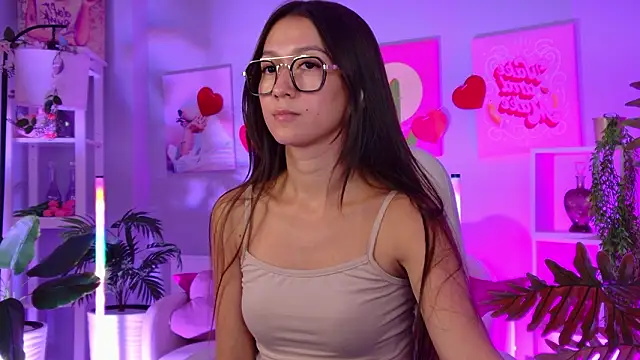 Chat XXX en directo de LanaBaker