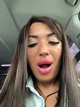 RuslanaXX Adlı Modelin Canlı XXX Sohbeti