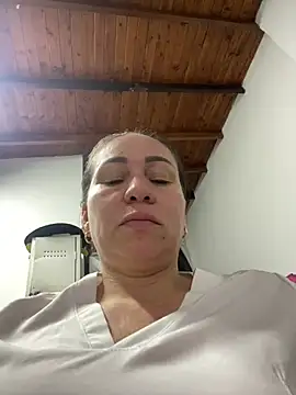 XXX chat uživo modela HealingHoney