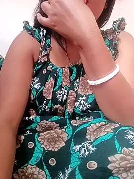 Priya_2222 Pertunjukan Webcam