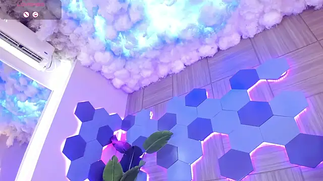 sofiaivanova Chat XXX in diretta