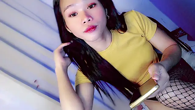 Amomentoflust99 Show Webcam