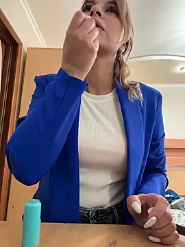 XXX chat uživo modela Unforgettable_ket