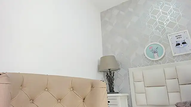 Онлайн чат XXX naia_cox