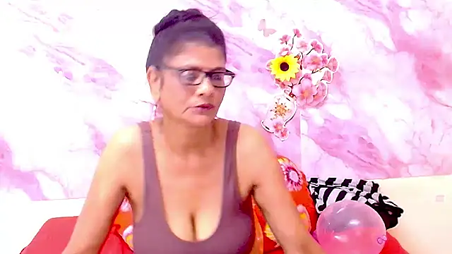 IndianAllure Obrolan Langsung XXX