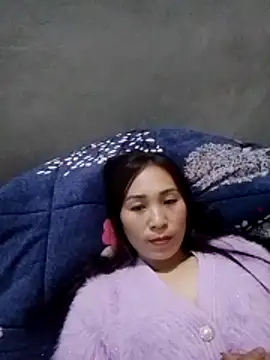 Thobaby112 Show Webcam