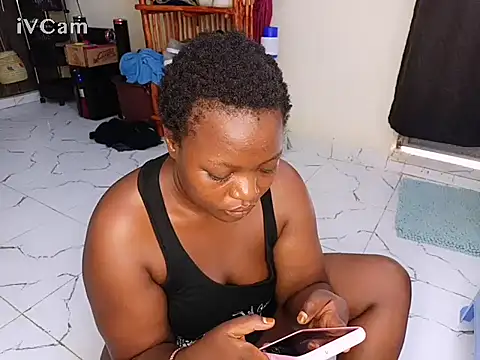 Pokazy przed kamerką – Horny_wifey254