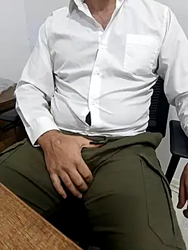 Chat XXX en directo de Yaman_33