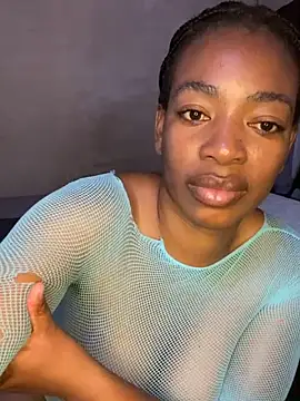 Curvyslut92 – Naživo XXX chat