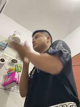 Show de andresmahecha777 na webcam