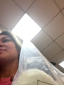 _Lisa_ Pertunjukan Webcam