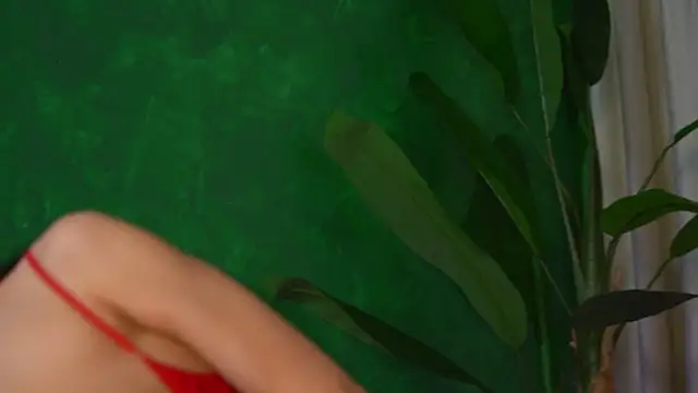 Živý XXX chat FoxieJullia