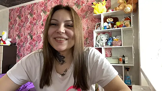 TraciBallena 现场XXX聊天