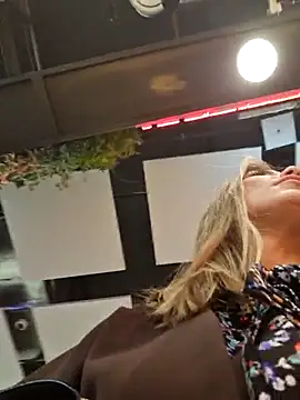 Czat XXX na żywo – Anna_Nights