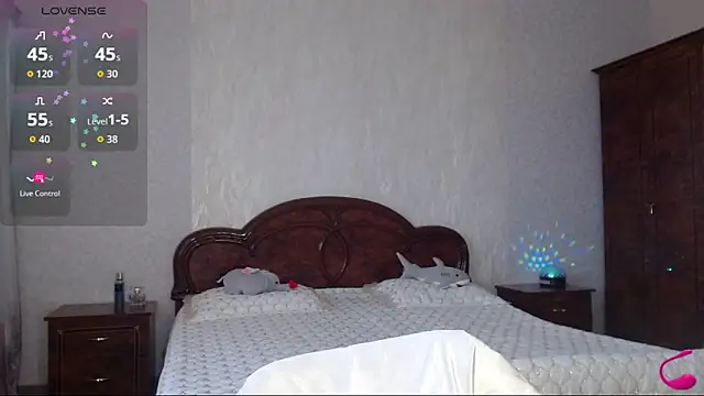 BatariのライブXXXチャット