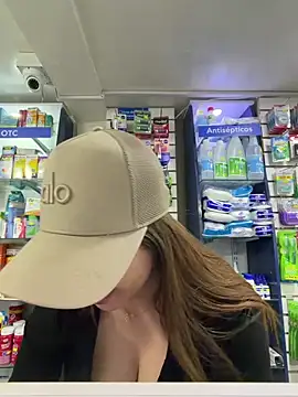 roouse 现场XXX聊天