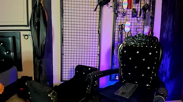 Twisted_FantasyのライブXXXチャット