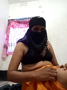 โชว์เว็บแคมของ HenaAra