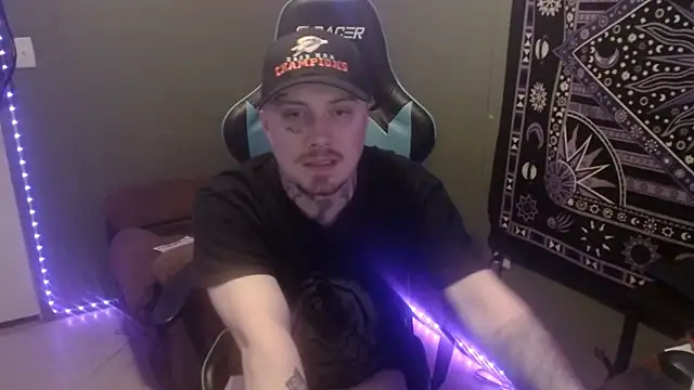 jamesthooo's Webcam Show