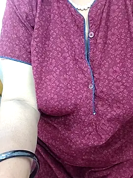 Tamil_aishu09 live XXX chat