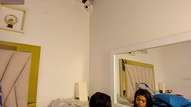 vahiolet_fuentes élő XXX-chatje