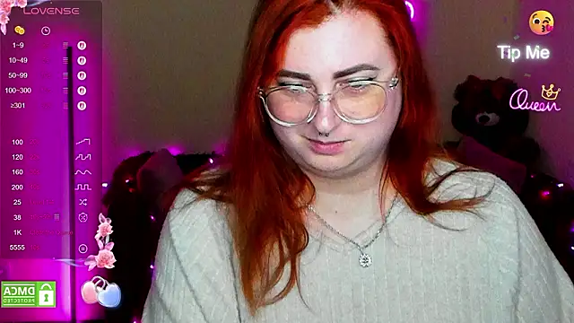 Alicia_love00 élő XXX-chatje