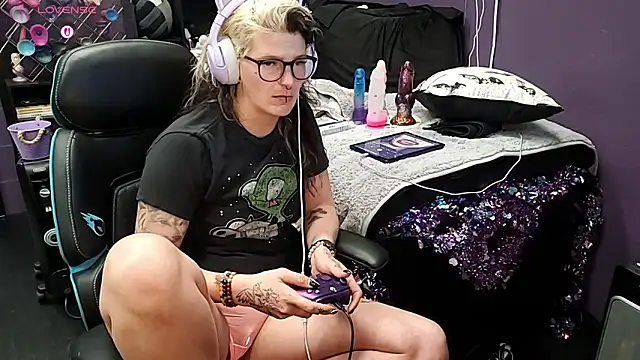 oddywithabody Adlı Modelin Canlı XXX Sohbeti