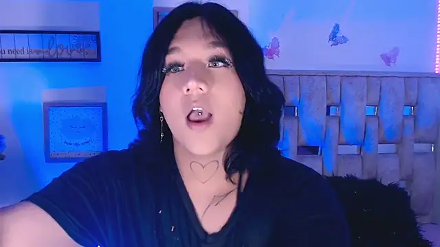 IssadoraaRn Webbikameraesitys