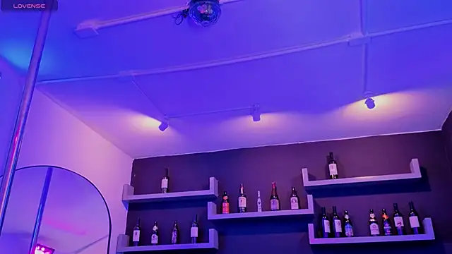 nova_salvatore 现场XXX聊天