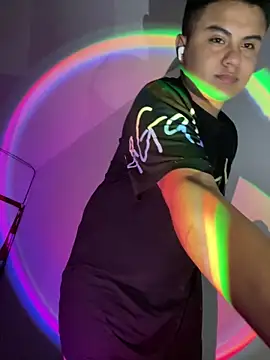 andresmahecha777 网络视讯表演