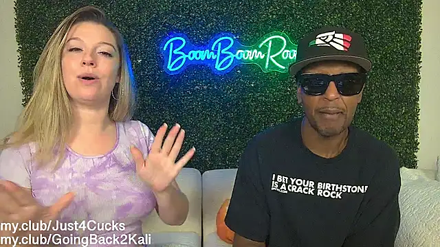 boomboomr00m's Live XXX Chat